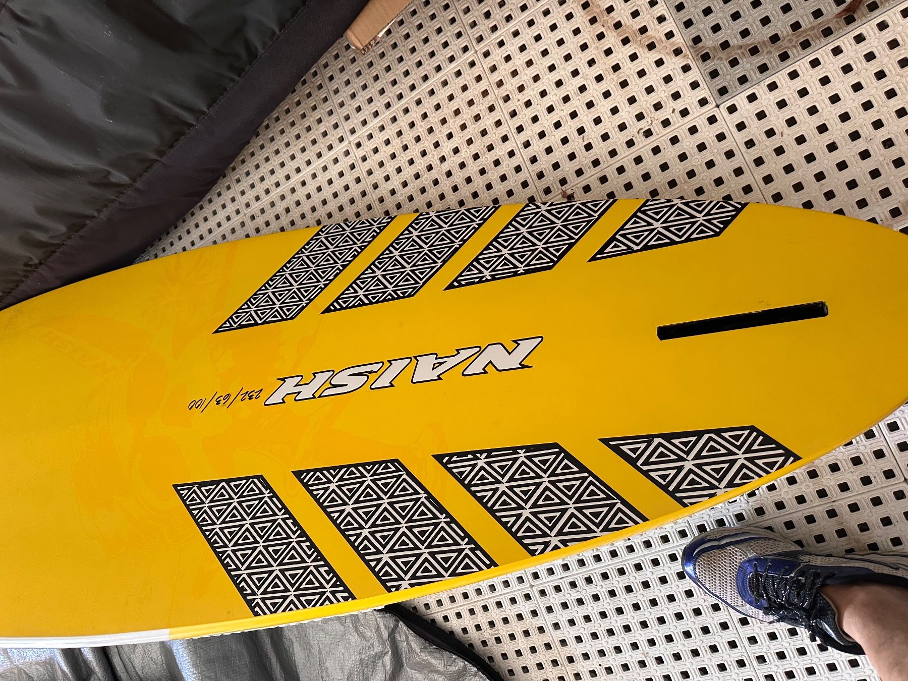 Naish Tavole da surf e di nuoto: Windsurf Board 232/63/100 – Usato da Biel/Bienne venduto da cen_q9gk 1