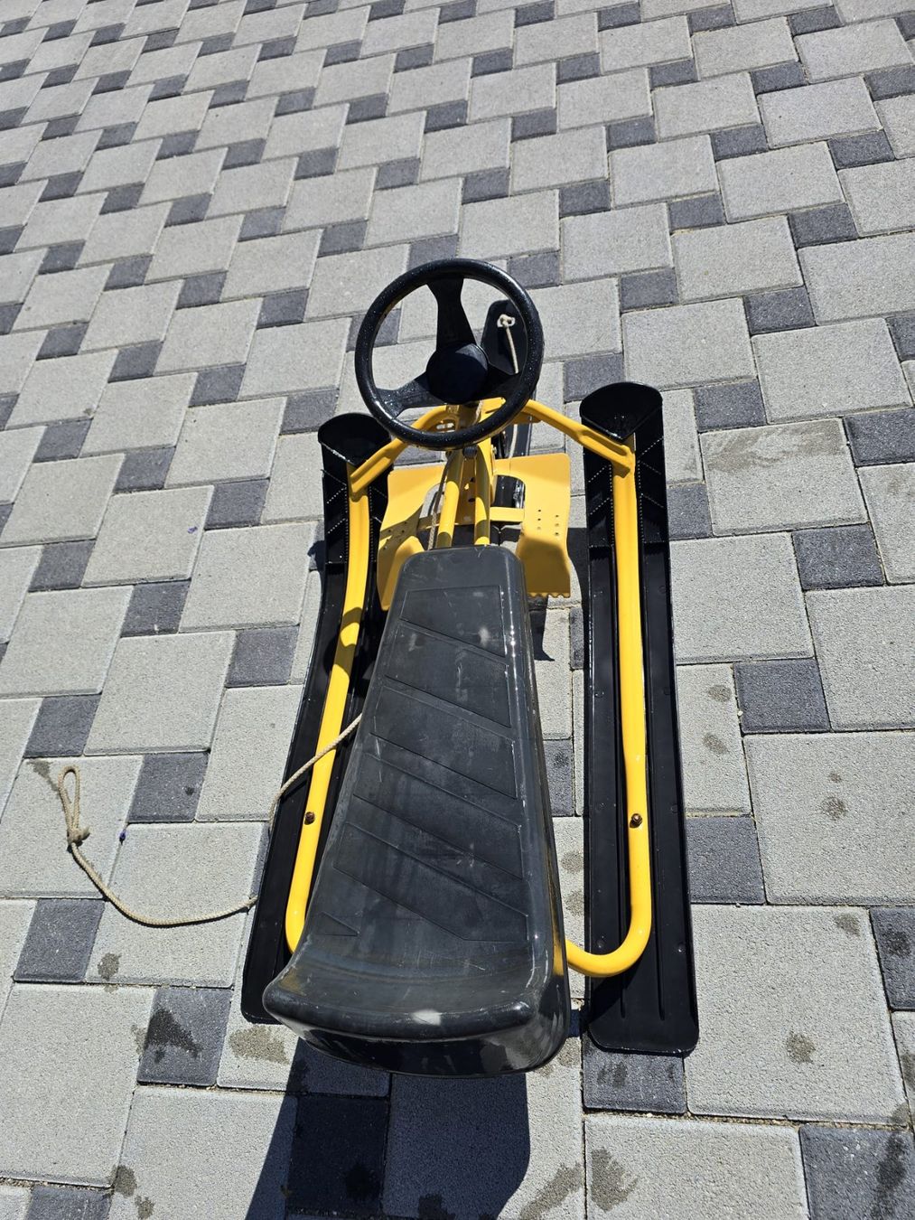 Slitta: Schlitten zu verkaufen – Usato da Winikon venduto da Profi-Line 2