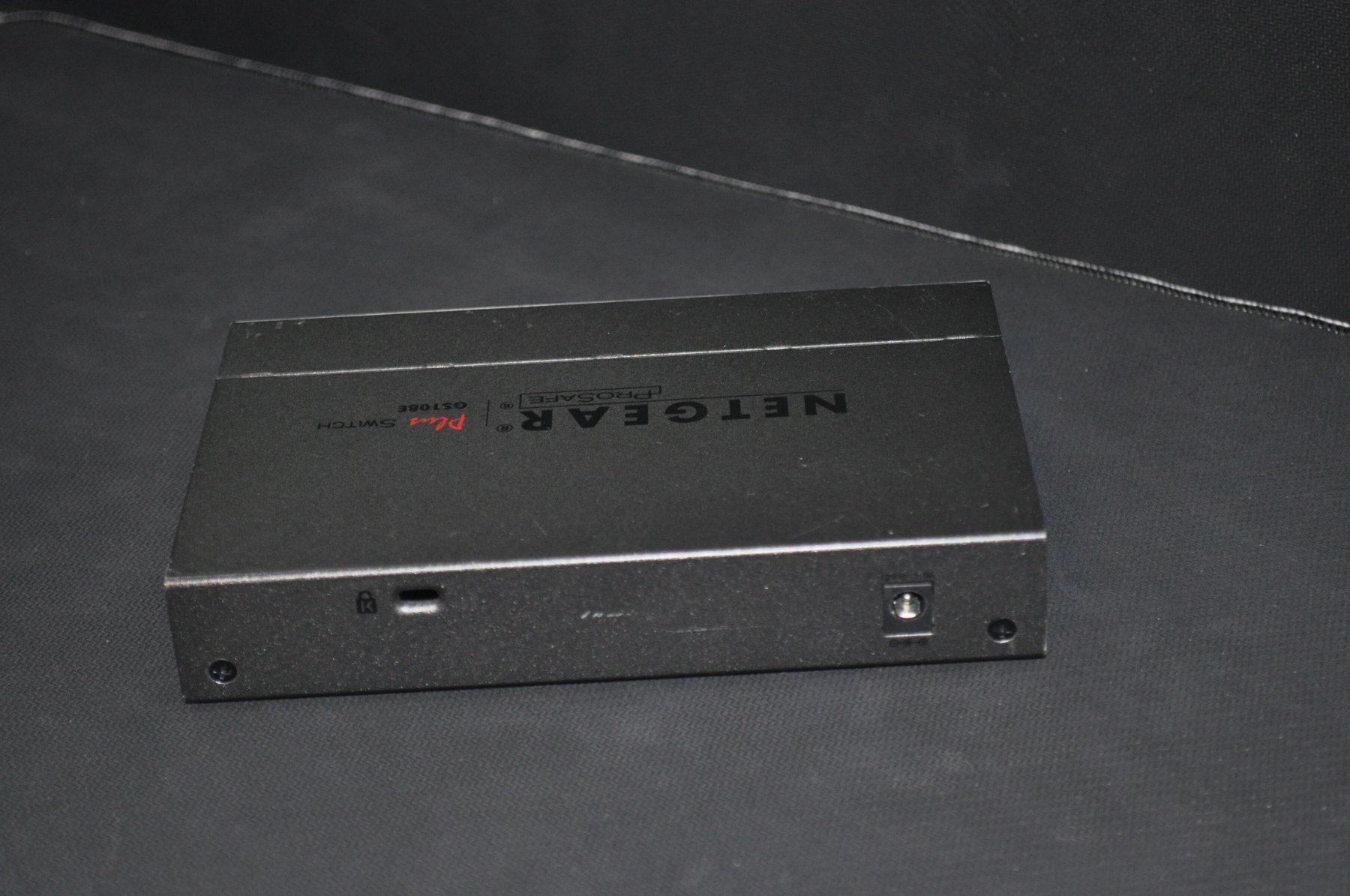 Netgear Hub & Switch: Netgear ProSAFE Gigabit Switch GS108E – Usato da Zizers venduto da Digitag0 2