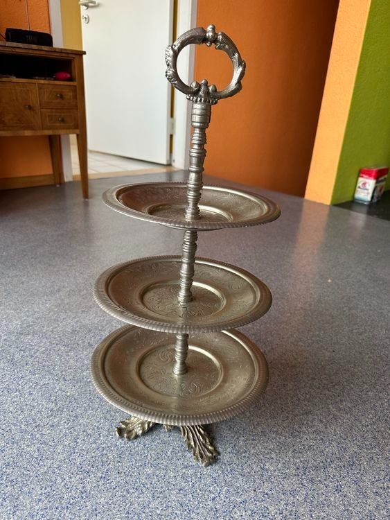 Altro in Decorazioni & Accessori: Etagere aus Messing – Usato da Baar venduto da SunshineMax1