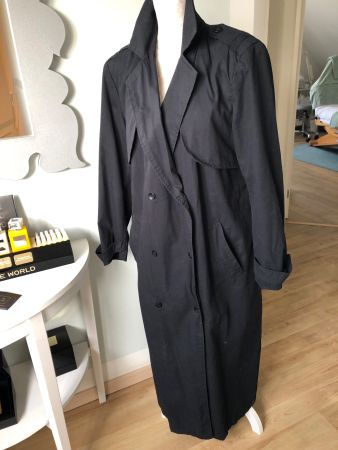 Schwarzer Trenchcoat, Grösse 46,