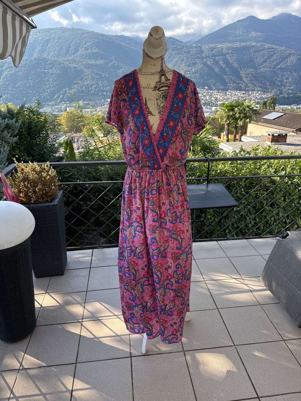 Vestiti: Kleid 100 % Seide Neu (1Size) – Nuovo e nell'imballaggio originale da Vezia venduto da sidu03 1