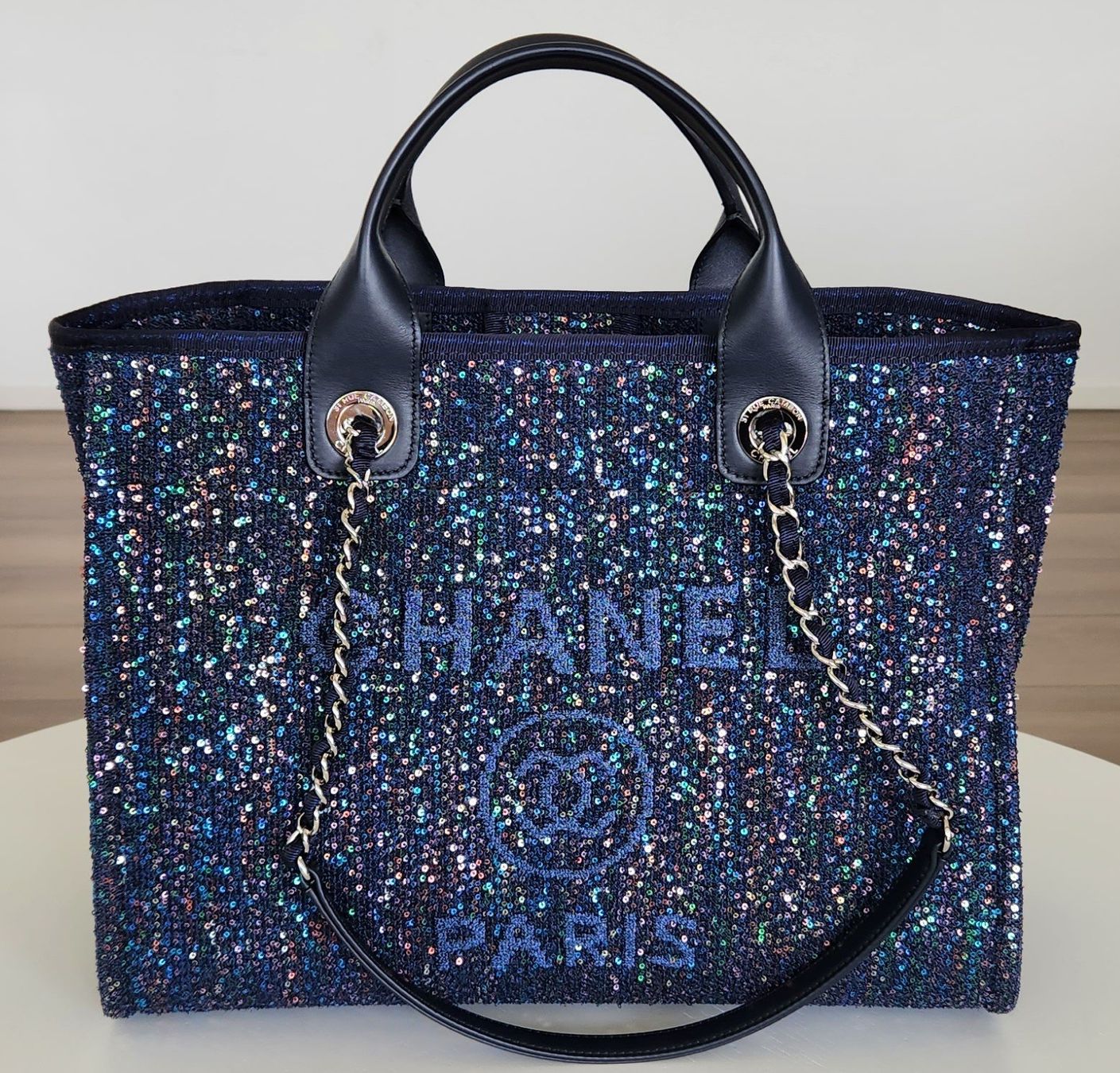 Chanel Borse da donna: CHANEL 2020 Medium Deauville Sequins Bag – Nuovo (secondo la descrizione) da Schenkon venduto da marc79x 1