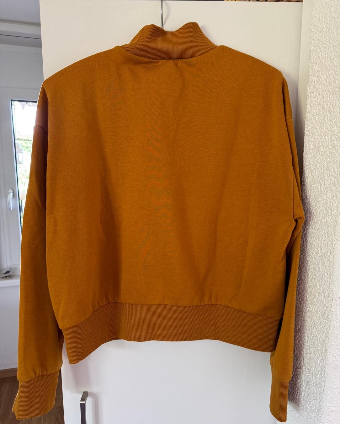 H&M Maglioni & Felpe: Pullover. Senffarbe. Grösse M. – Usato da Zürich venduto da Sunnyflower97 2