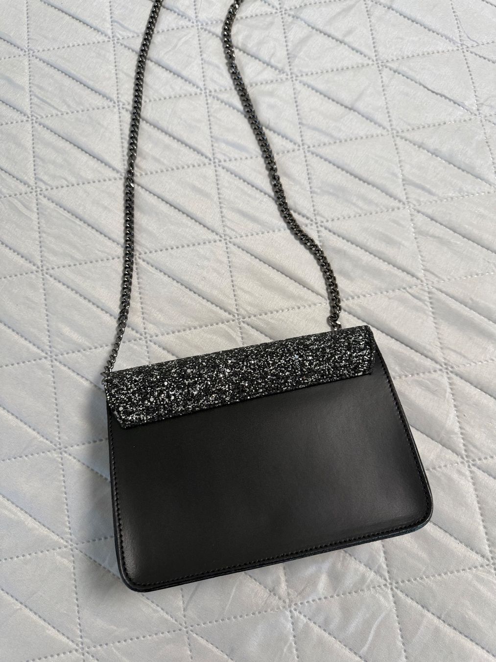 Borse da donna: Schwarze Tasche – Usato da Brüttisellen venduto da Bluepurple1 1