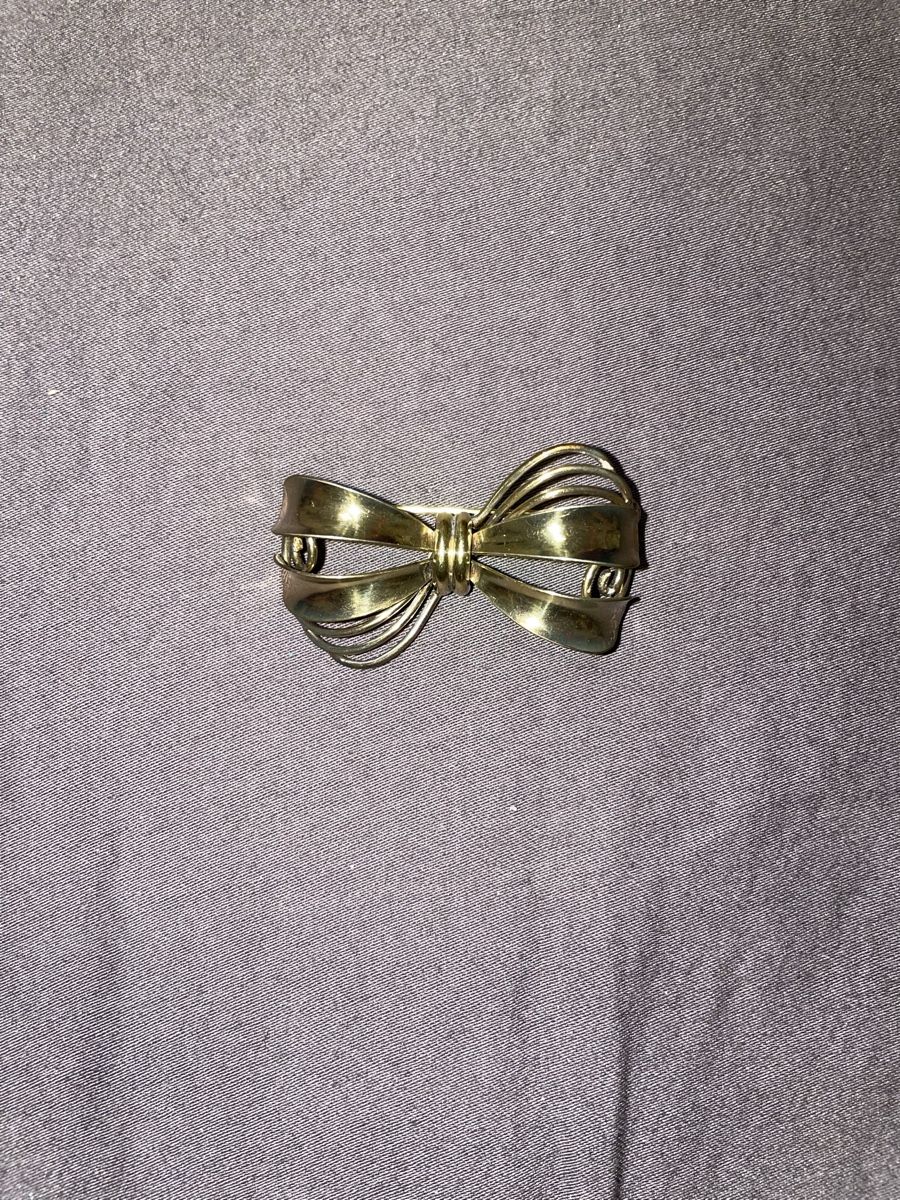 Broschen & Nadeln: Elegante Vintage Brosche Schleife – Gebraucht aus Schlieren von ber_nqj2