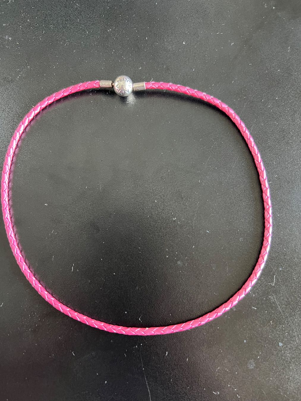 Pandora Bracciali & Braccialetti: Pandora Lederarmband 41cm lang – Nuovo (secondo la descrizione) da Toffen venduto da Vanessa_Germann 1