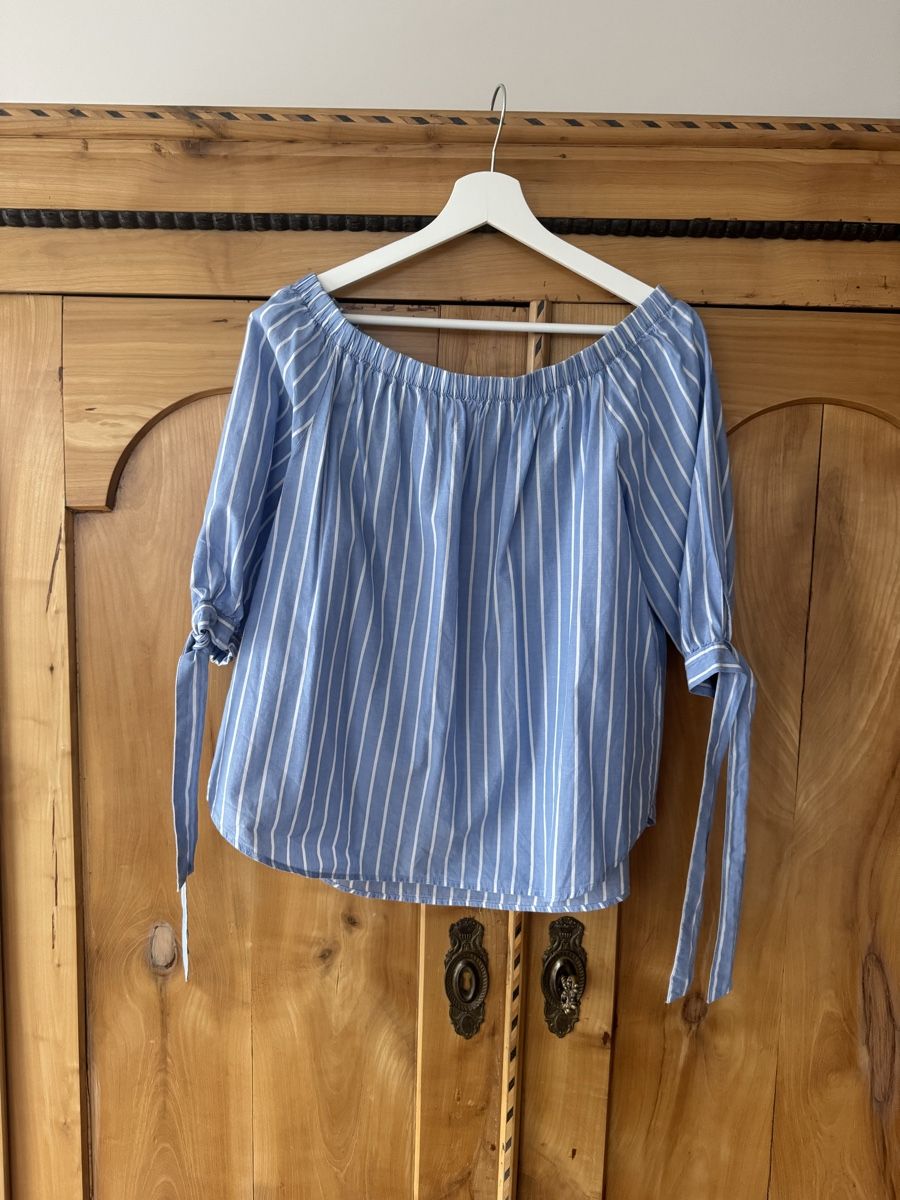 H&M Camicette: Gestreifte Offshoulder Bluse  – Usato da St. Gallen venduto da sch_t97h 1