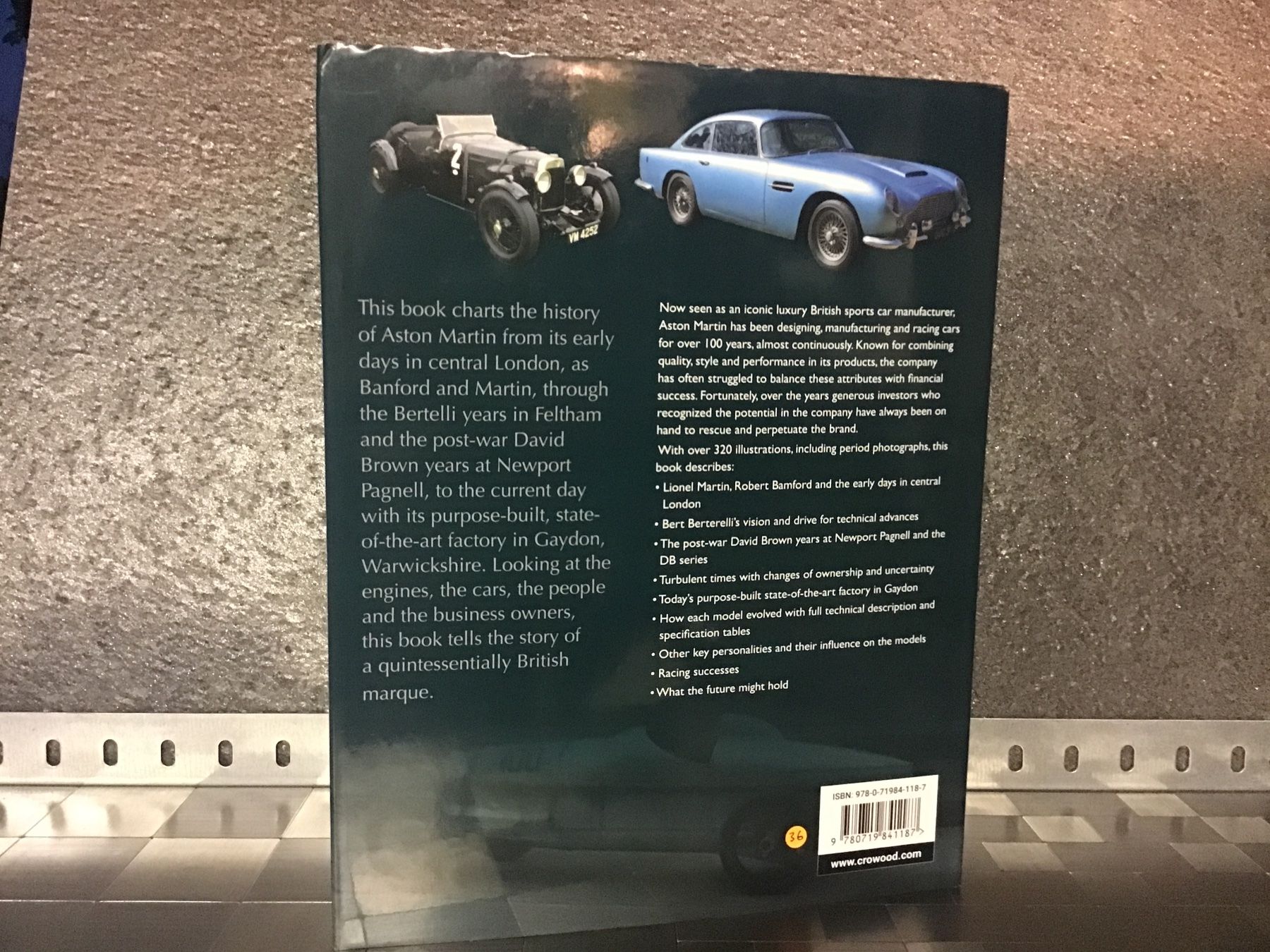 Libri: ASTON MARTIN THE COMPLETE STORY – Usato da Männedorf venduto da Spezial-Modelle 2