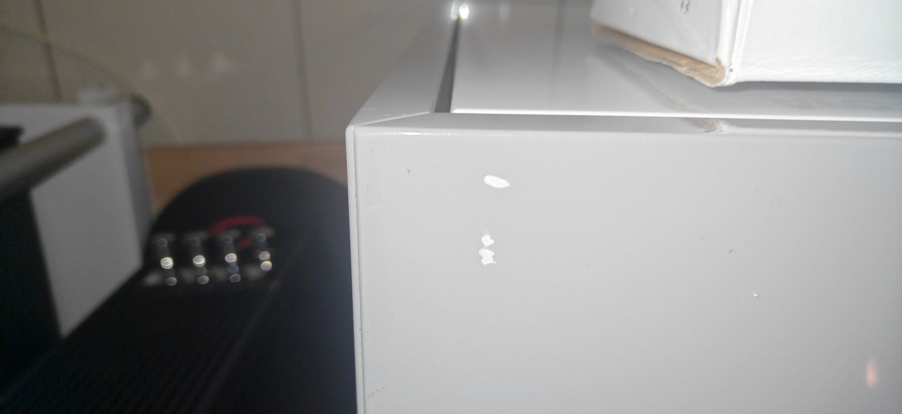Mobili TV: TV Möbel in grau mit weisser Front – Usato da Uster venduto da electro011 2