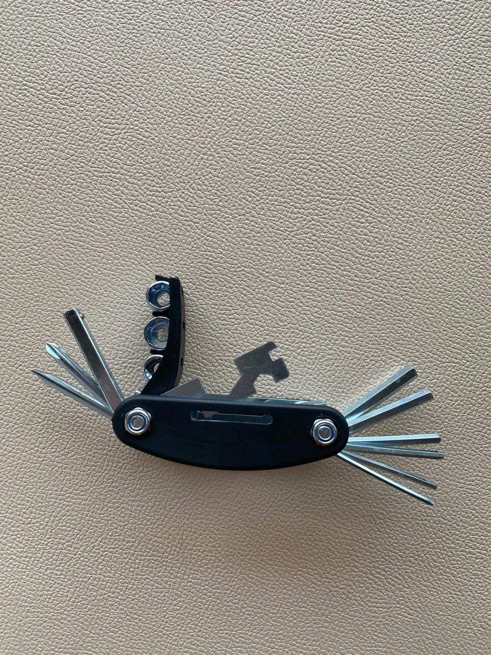 Alle Werkzeuge: Multi Tool NEU – Neu und originalverpackt aus Kriens von Big_leo 1