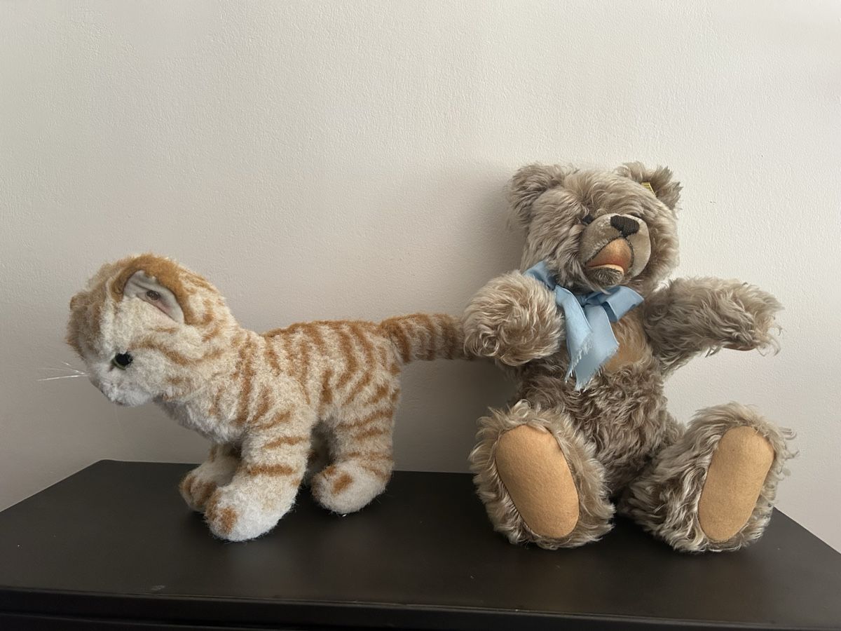 Steiff Jouets: 2 Steiff Tiere Katze und Bär  – D'occasion à Hochfelden par larson27