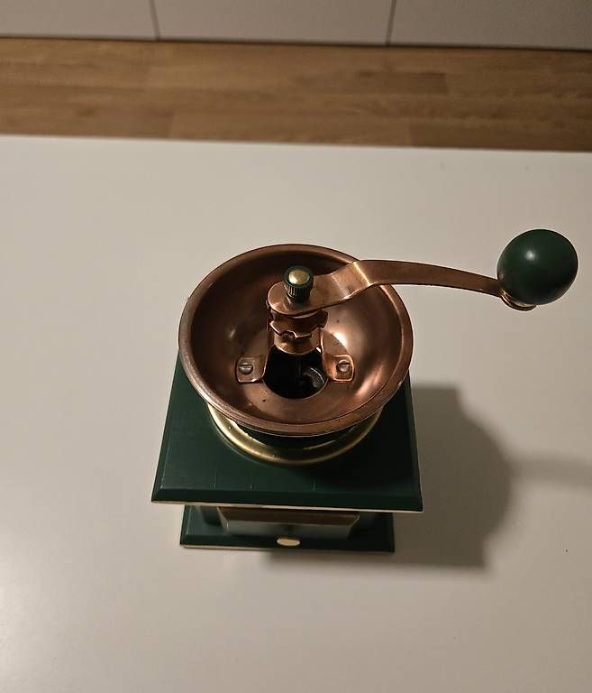 Appareils de cuisine: Kaffeemühle – D'occasion à Zuchwil par O.A.K.Projects 1