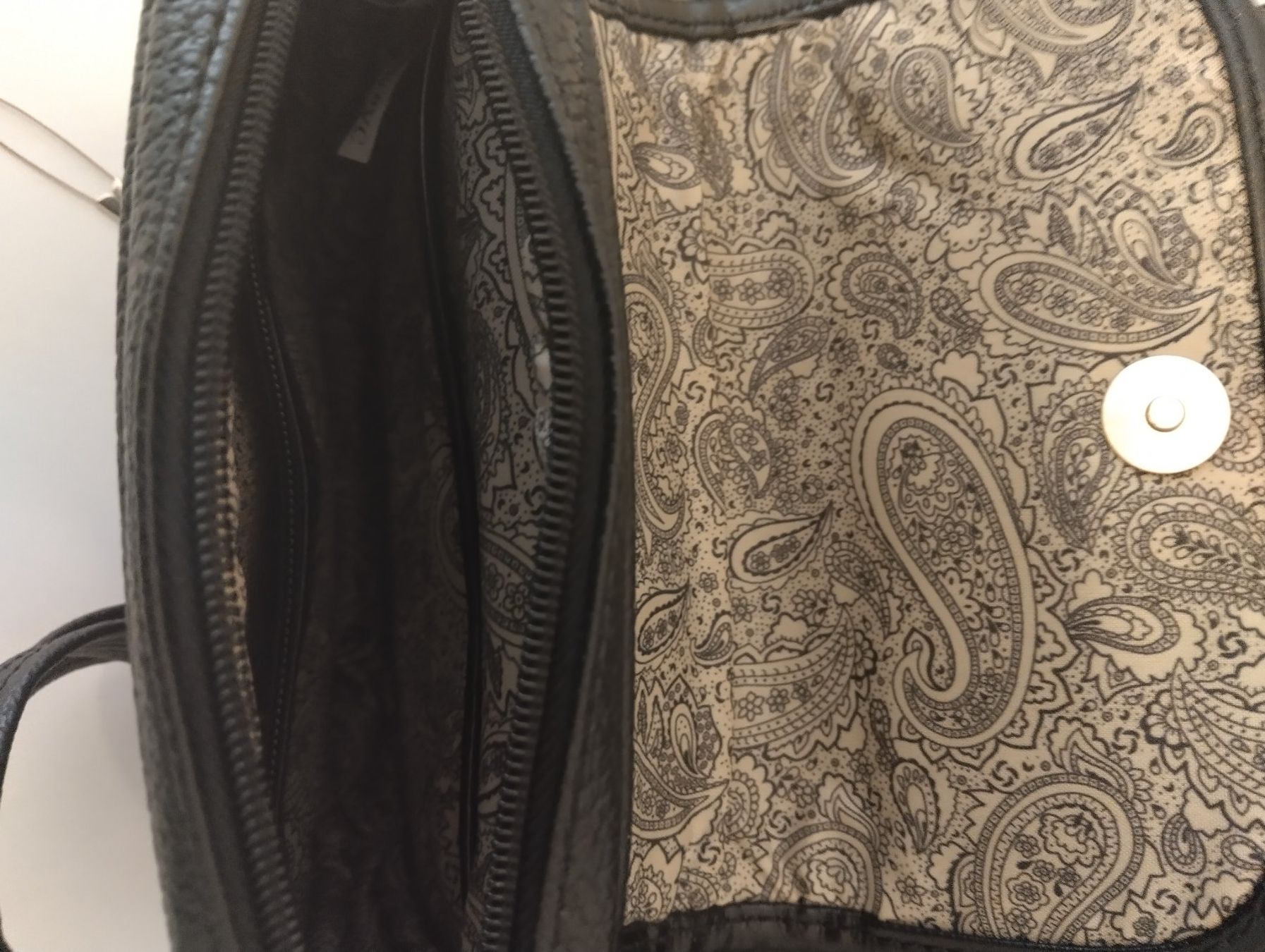 Borse: Set- 2 Reise-Umhängetasche City Bag – Usato da Winterthur venduto da Humbertoaranos 3