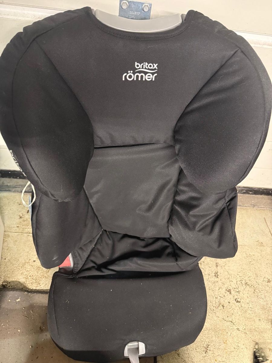 Britax Römer Seggiolini per auto: Kindersitz von britag römer – Usato da Wittenwil venduto da mx5mx5