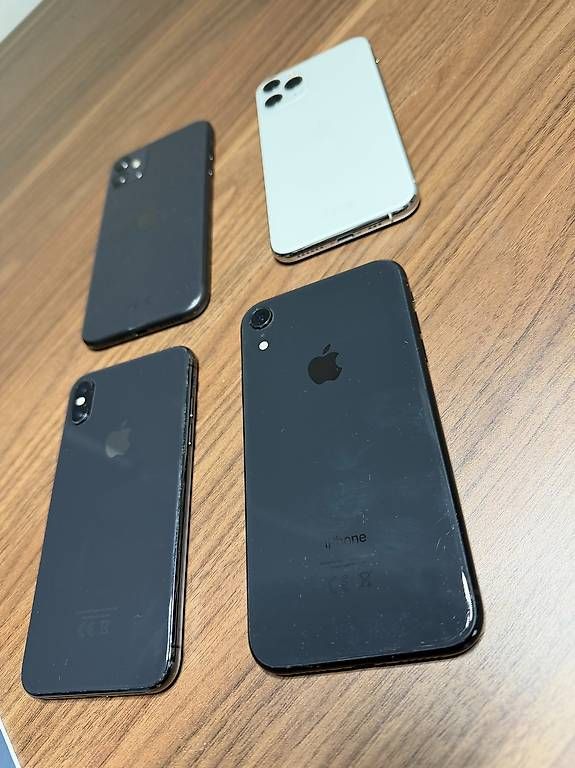 Apple Handys / Smartphones: 4 IPhone guter Zustand – Gebraucht aus Zürich von muha 1