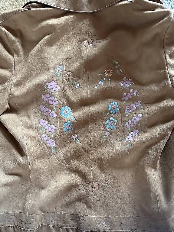 Giacche: Leichte Jacke, Velourleder, Gr. 36 – Usato da Bremgarten AG venduto da Honeybooker 2
