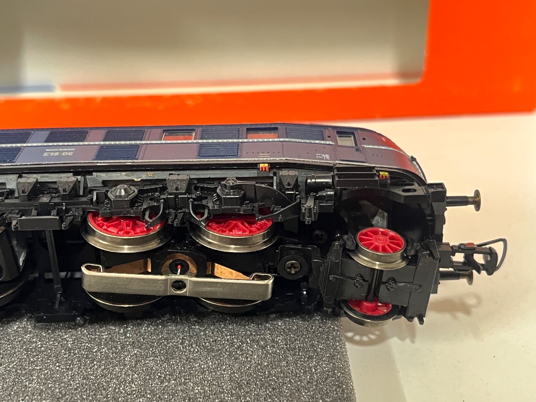 Roco Modellini di ferrovie: Roco  43886 DB E 18 06 AC Analog H0 – Usato da Geroldswil venduto da TopTrain54 6
