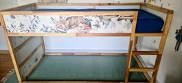 Kinderbett IKEA Kura mit Waldtieren ink. Matratze Emma one