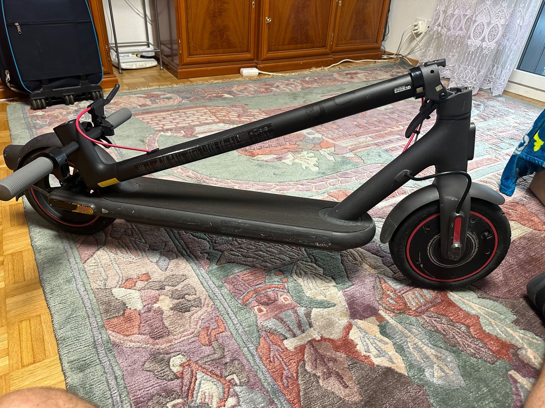 Elektromobile: Electro scouter trotinet – Gebraucht aus Zürich von lm606 6