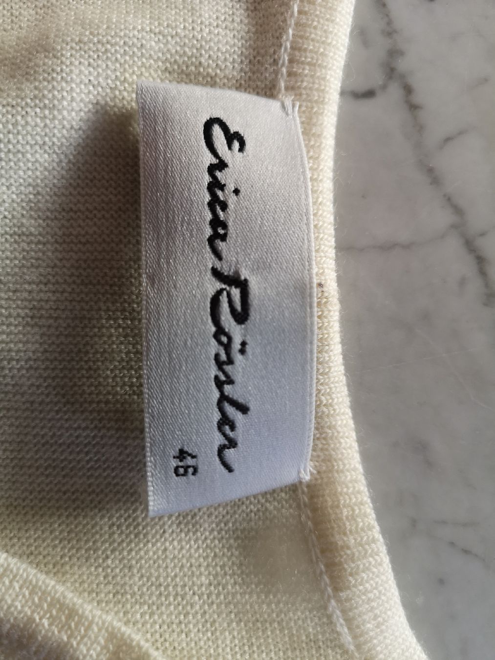Wolle: Strickjacke Merinowolle 46 – Gebraucht aus Aarwangen von Byv7 1