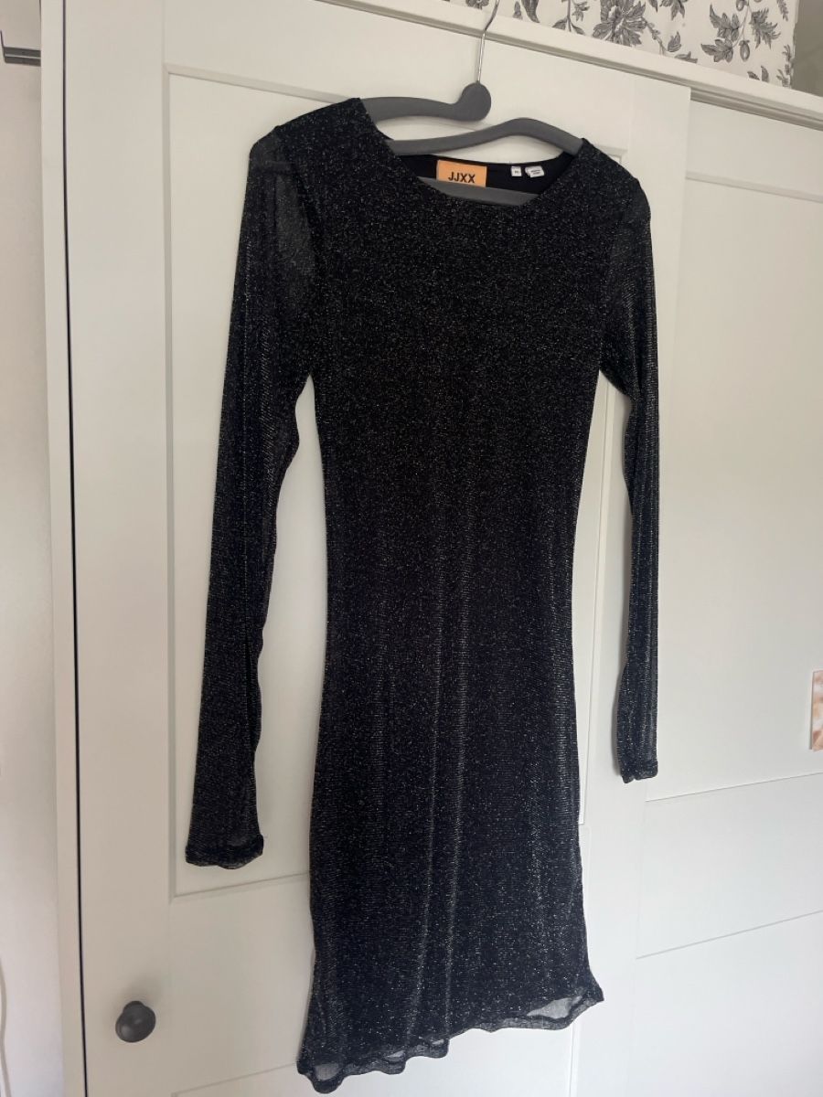 Vestiti: Glitzerkleid – Usato da Uerzlikon venduto da FrauM01
