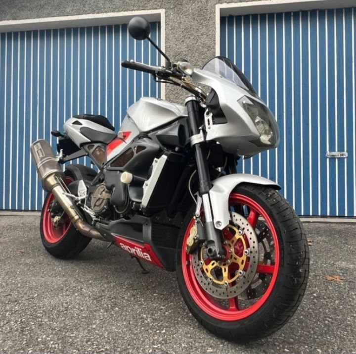 Aprilia Strasse: Aprilia Tuono 1000R – Gebraucht aus Thunstetten von Emily2016