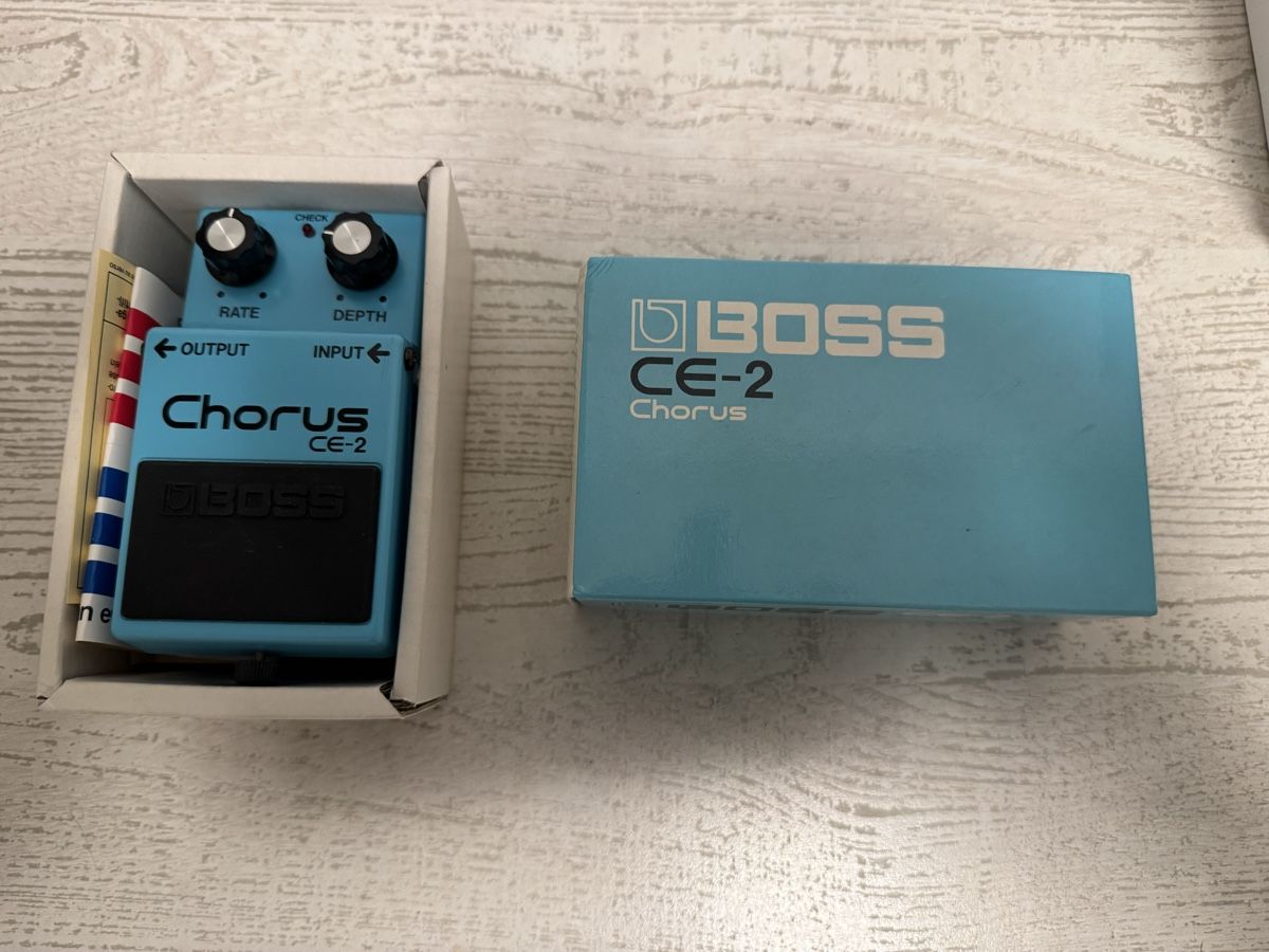 Boss Musikinstrumente: Boss ce-2 chorus effektgerät  – Neu (gemäss Beschreibung) aus Zunzgen von milesdavis76