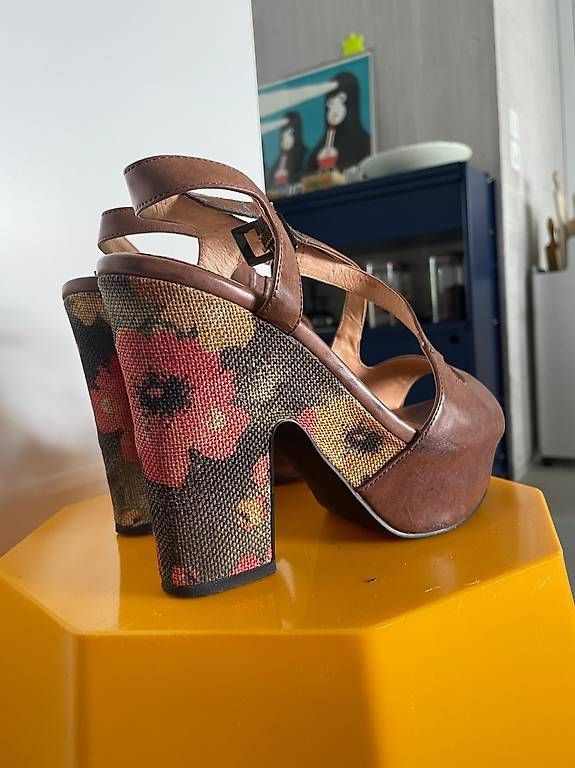 Chaussures femmes: Lederschuhe – D'occasion à Zürich par Grillieren 2