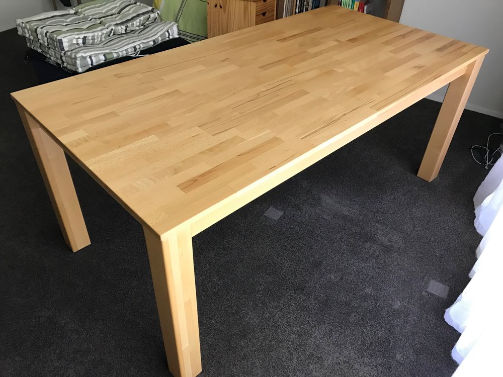 Robuster Esstisch, Buche Massiv, Lackiert Kaufen auf Ricardo