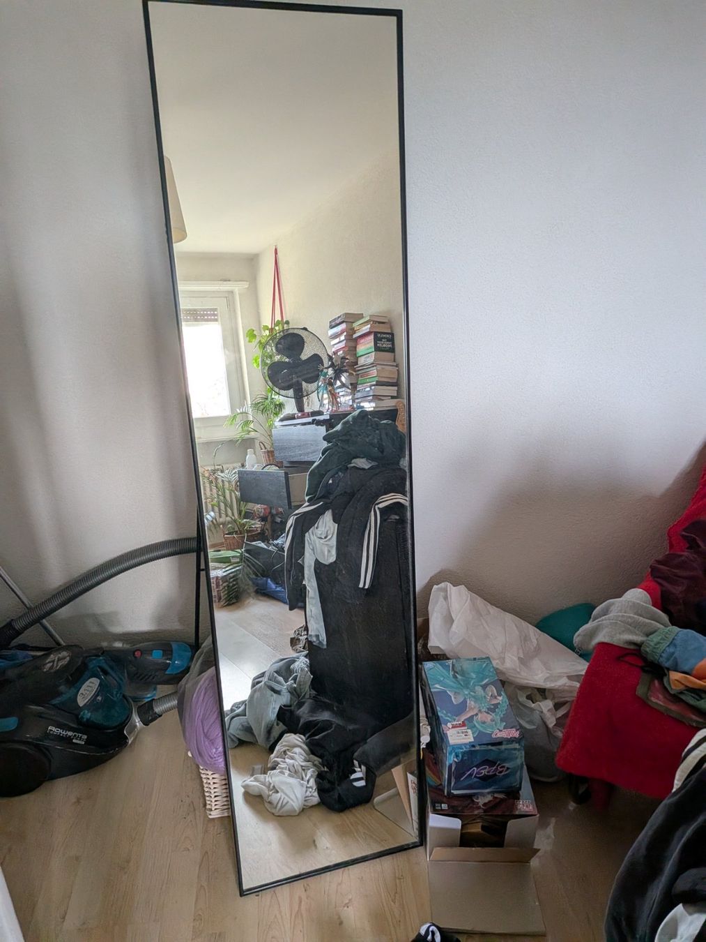 Ikea Specchi: KARMSUND standing mirror black – Usato da Zürich venduto da tysia2512 1