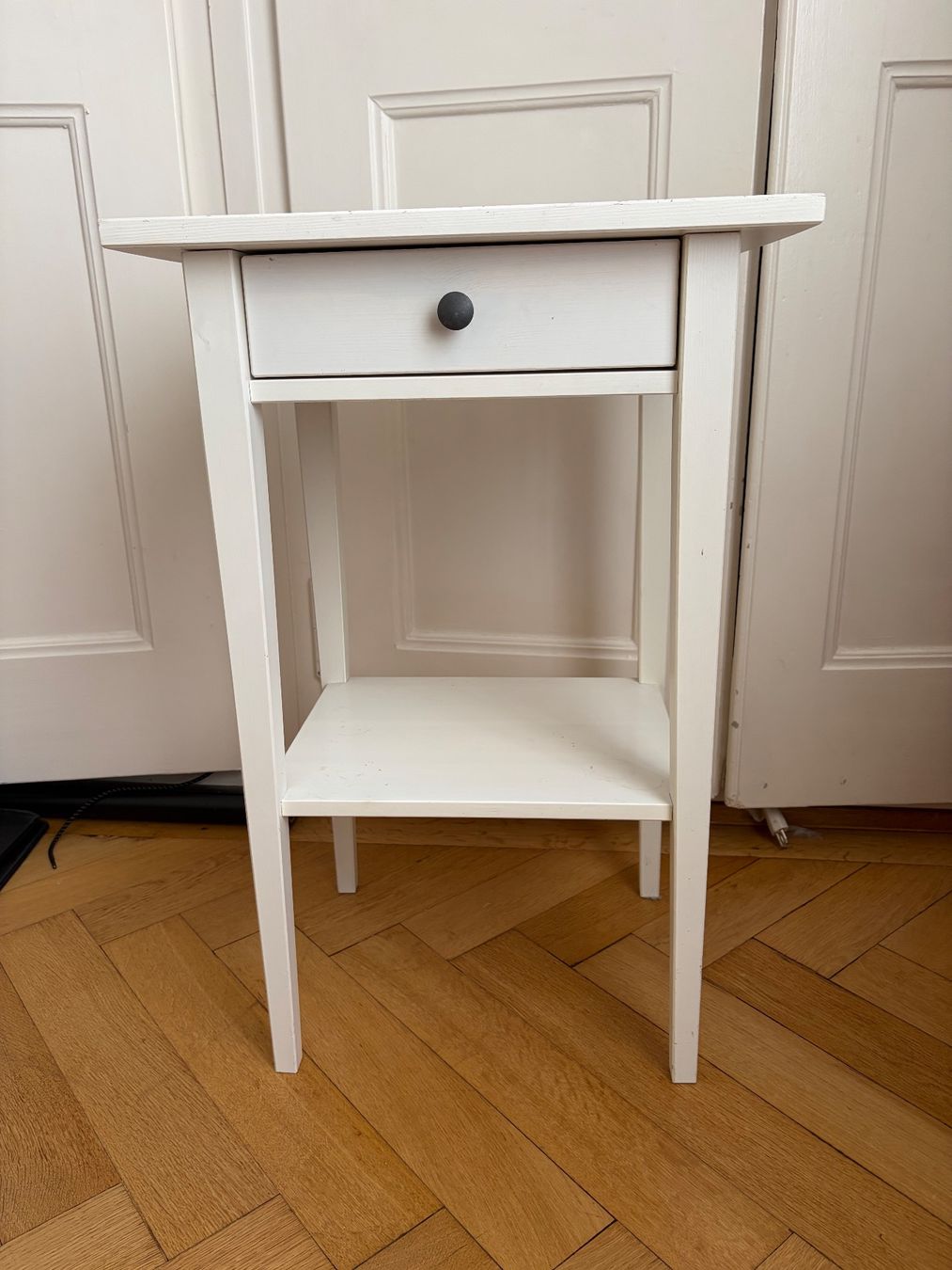Ikea Comodini: Table de chevet – Usato da Lausanne venduto da Ivone1234