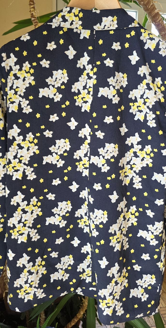 Giacche: Veste blaser bleu marine et jaune – Usato da Yverdon-les-Bains venduto da van_dq65 3