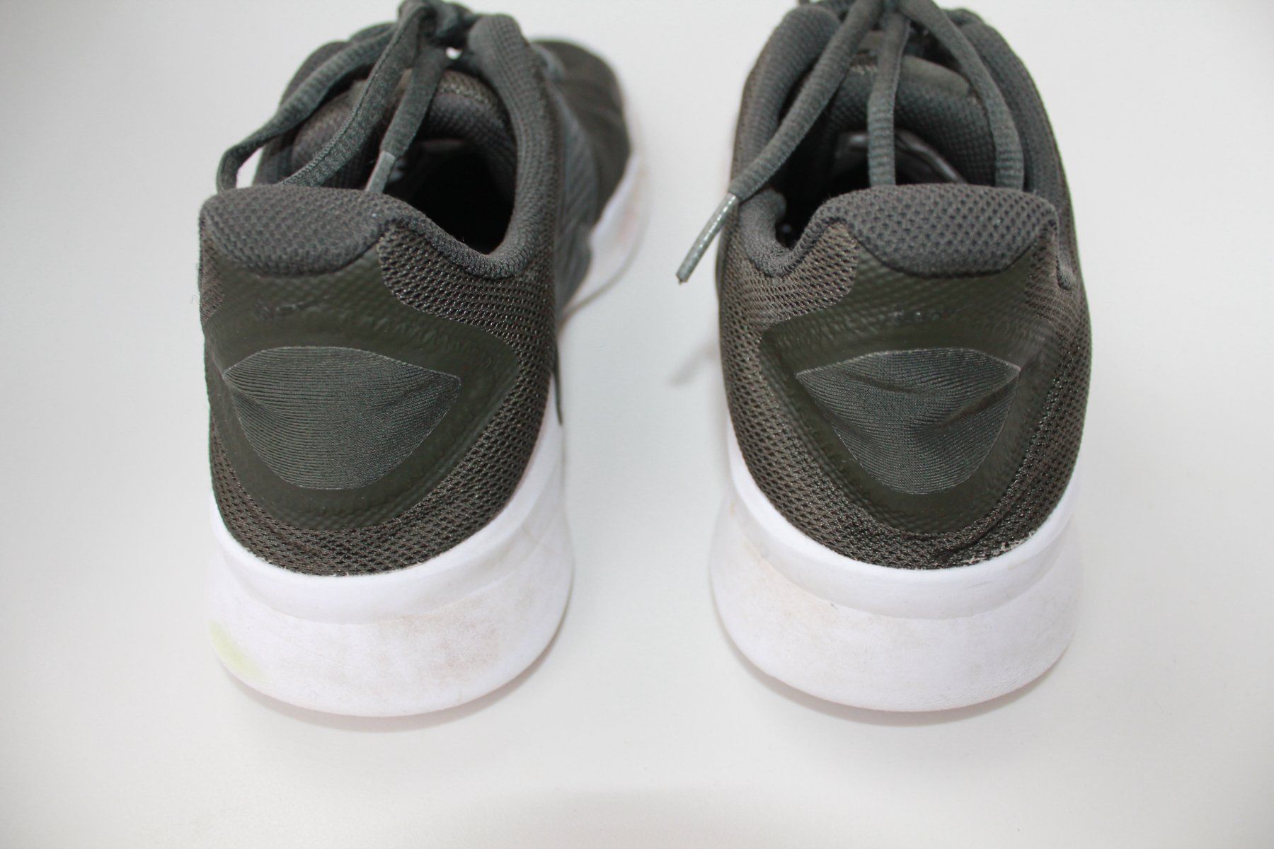 Nike Scarpe da uomo: Baskets Nike t. 41 – Usato da Peseux venduto da Gilloss 3