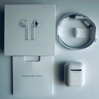 Original Apple AirPods 2 Kopfhörer Wireless Lightning Kabel