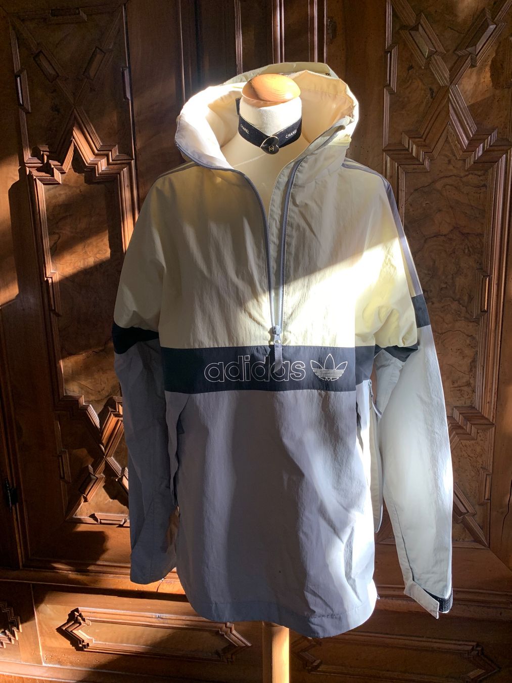 Adidas Jacken: ADIDAS VINTAGE Jacke /Regen + Wind Jacke / – Gebraucht aus Interlaken von Bona55