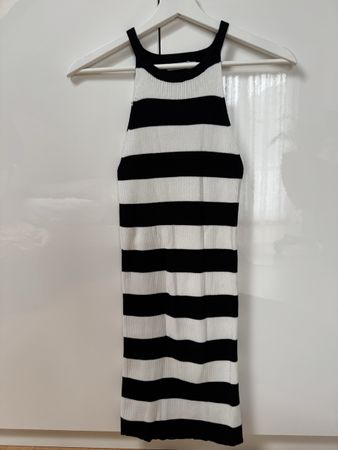 Stradivarius Kleid, gestreift, Grösse S