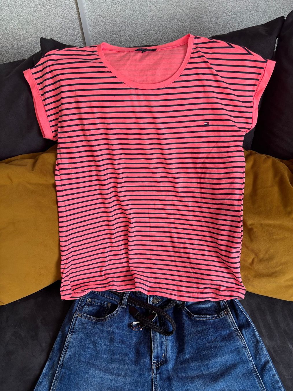 Tommy Hilfiger T-shirt: TOMMY HILFIGER T-Shirt neu – Nuovo (secondo la descrizione) da Merishausen venduto da yourdream 3