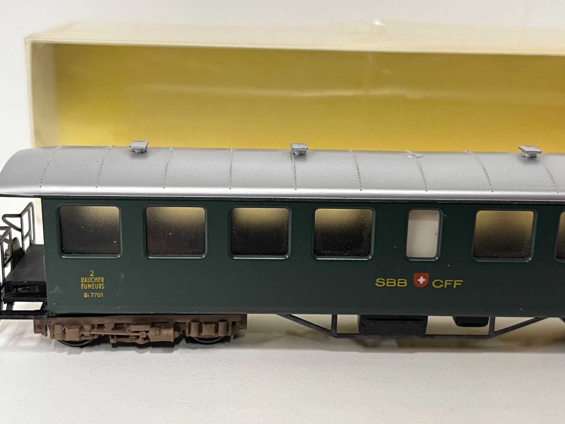 Fleischmann Modelleisenbahnen: Fleischmann 2.Kl. SBB CFF FFS  H0 DC – Gebraucht aus Neuenhof von ludovicco 1