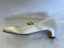 Brautschuh Larissa von Rainbow Gr. 7 / 40