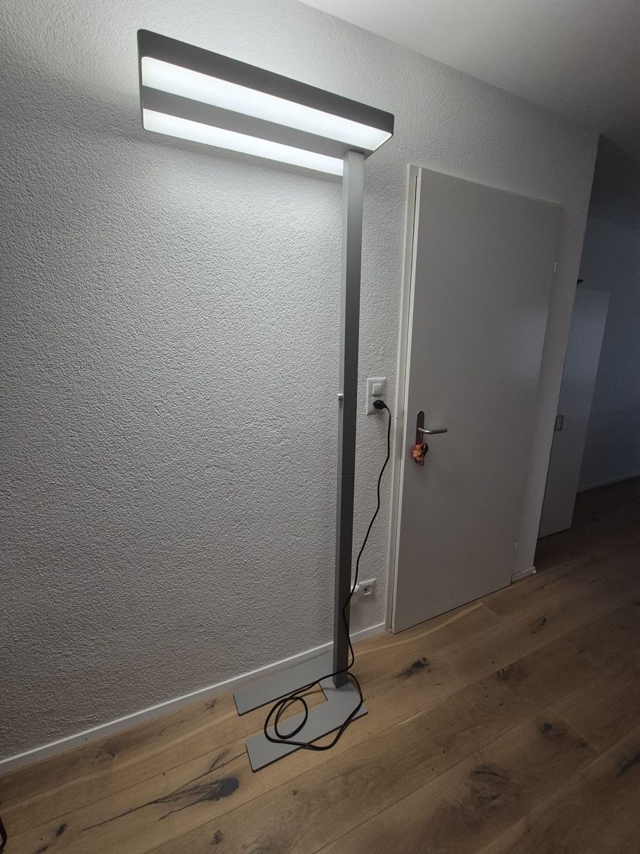 Lampes: LED Stehlampe Dimmbar – Neuf (Voir description) à Fehraltorf par mus_6xcy 1