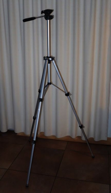 Treppiedi & Teste: Fotostativ – Usato da Wangs venduto da Rumauch 9