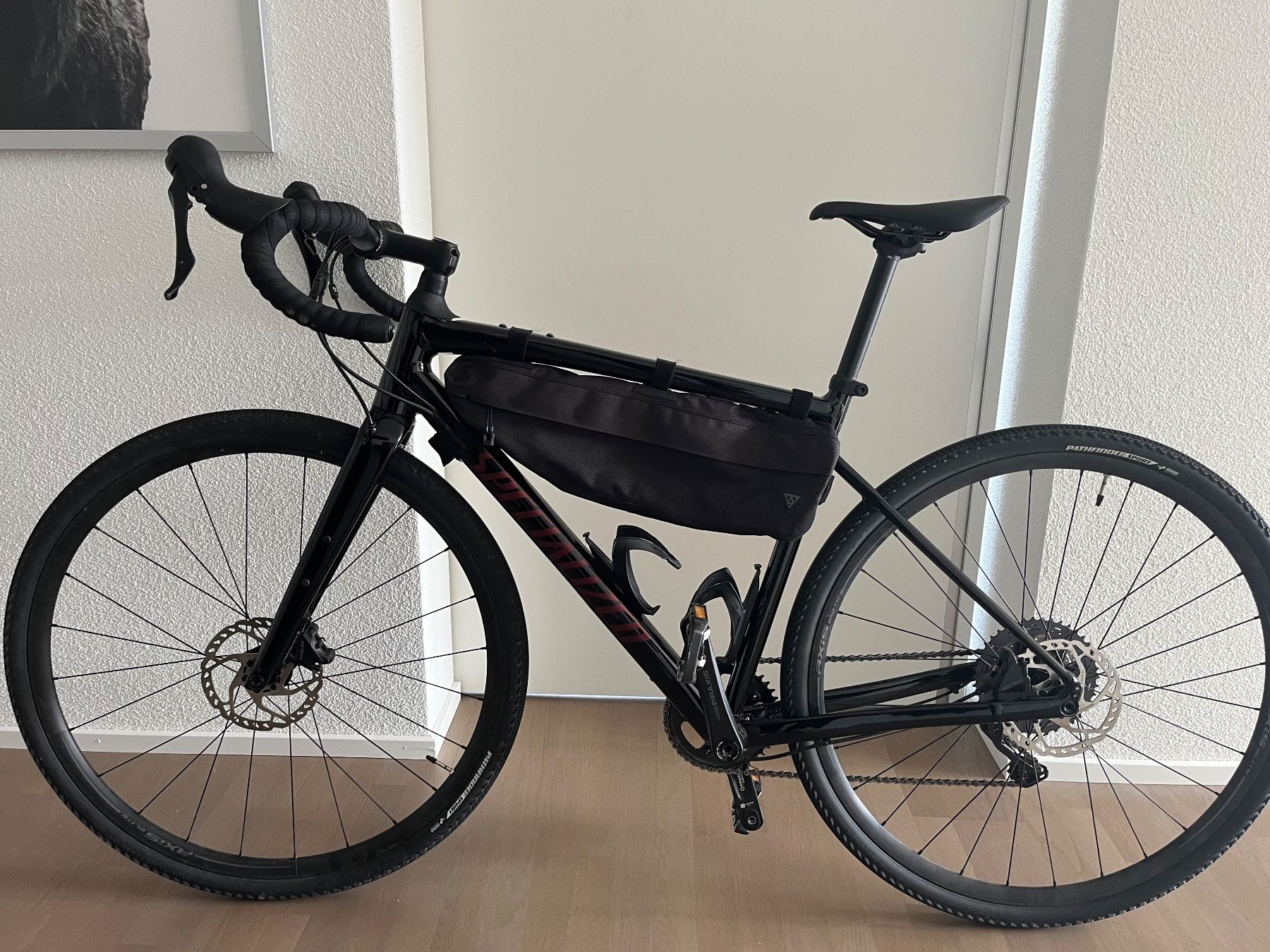 Specialized Velos: Verkauf meines Specialized Diverge Comp E5 – Gebraucht aus Einsiedeln von  1