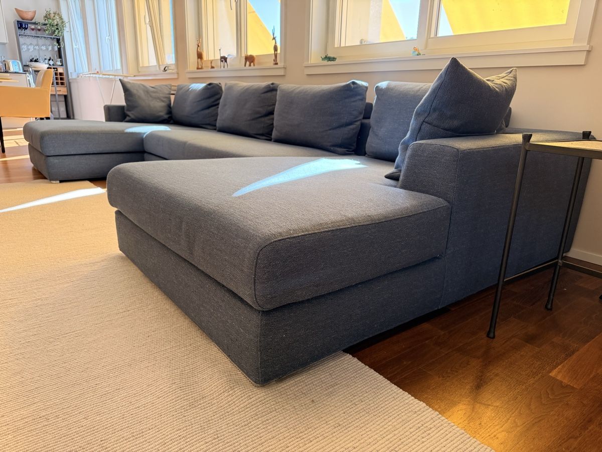 Sofas: Sectional Sofa – D'occasion à Luzern par meb_m6s8 1