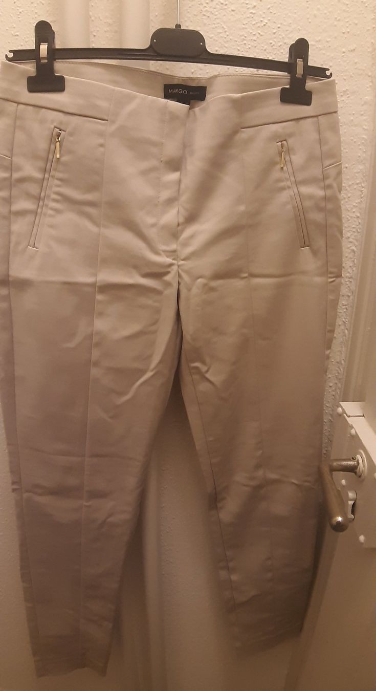 Mango Pantaloni: MANGO Hose Gr.38 NEU! – Nuovo e nell'imballaggio originale da Zürich venduto da Venecia25 1