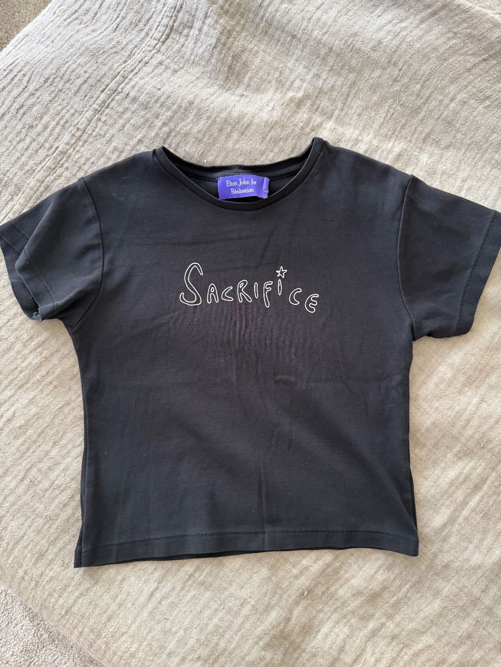 T-shirt: Réalisation Par Shirt – Usato da Zürich venduto da Larazade