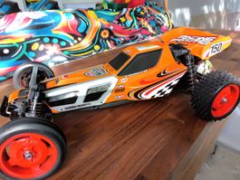 Thamyia Racing Fighter 1/10.Neu aufgebauter RC Buggy.