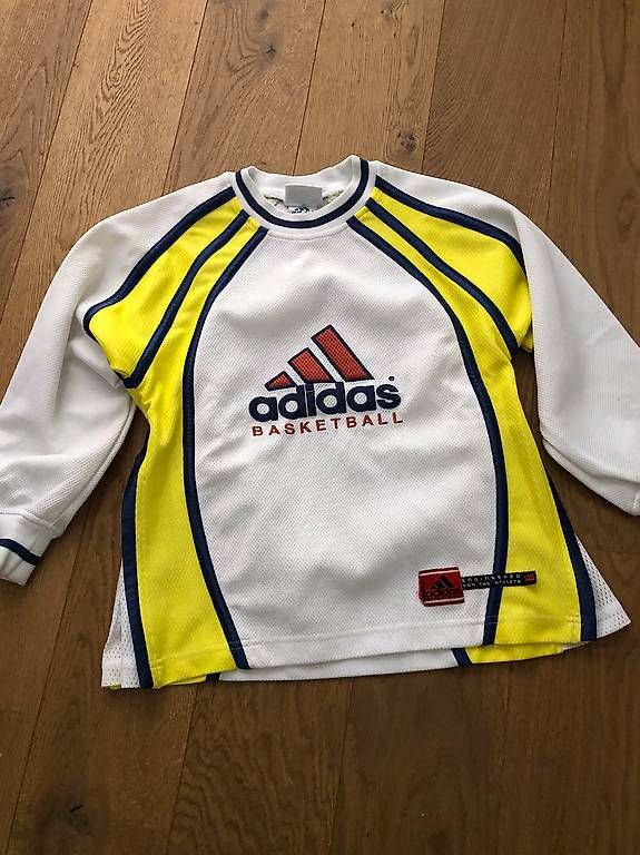 Pullover & Sweatshirts: Basketball Pullover – Gebraucht aus Chur von angelika_s 3