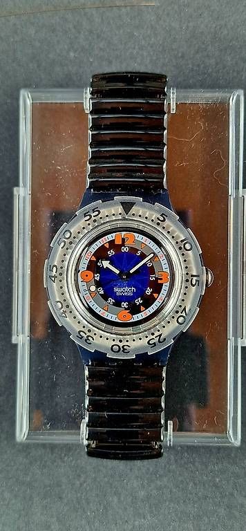 Orologi: Swatch Black Gondola SDM100 – Usato da Bassersdorf venduto da Zwoebschi