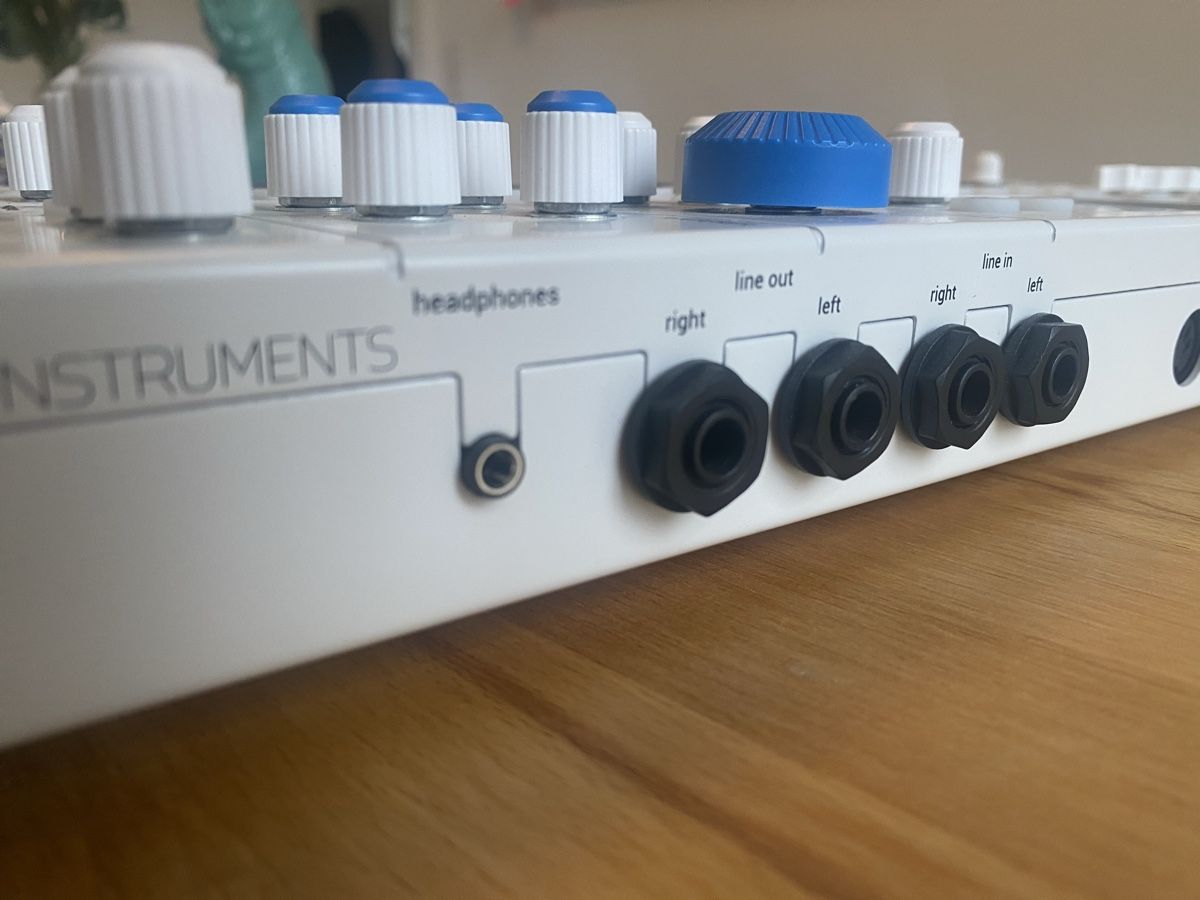 Strumenti musicali: Kiviak WoFi Keyboard Sampler – Usato da Rieden AG venduto da fleming_1 2